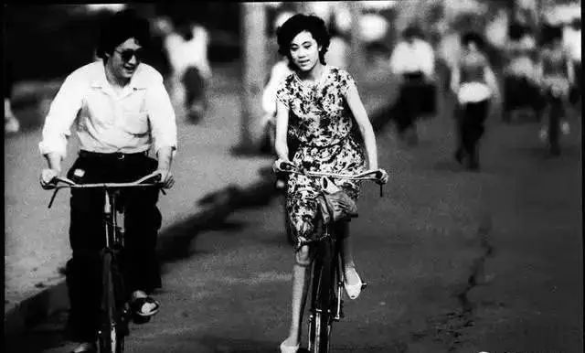 自行车凤凰牌好还是永久牌好,永久的自行车好还是凤凰的好