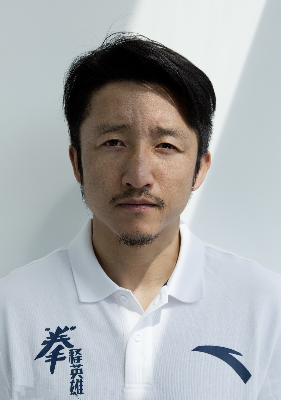 2夺奥运金牌，曾向妻子提出23次分手，拳王邹市明如今咋样了？