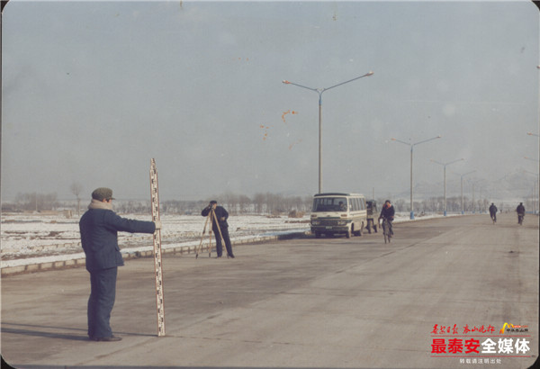 一条条公路,一条条公路纵横交错