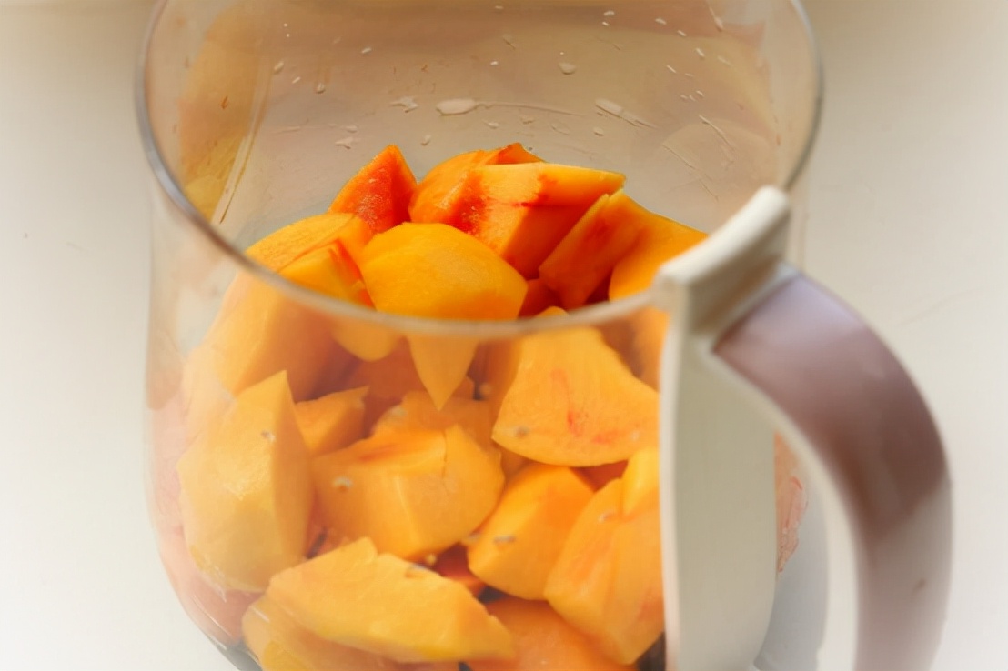 自制糖水黄桃怎么制作,冰糖黄桃最正宗的做法