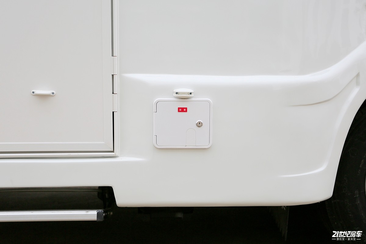 新飞轻卡h300房车价格是多少,新飞轻卡房车h300驾驶感受