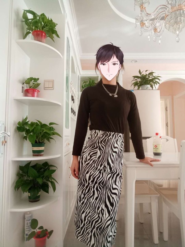 包臀裙能不能穿,包臀裙可以配粗跟鞋吗