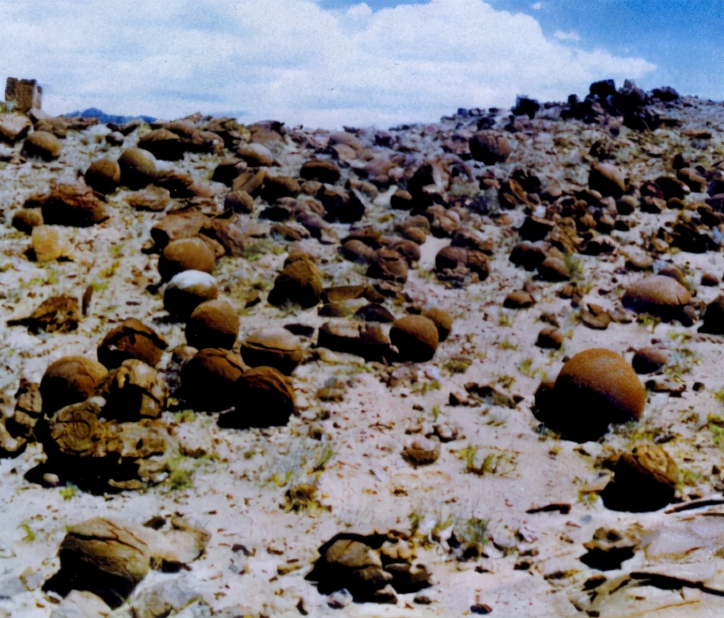 秘鲁神秘石球,巨型石球最新消息