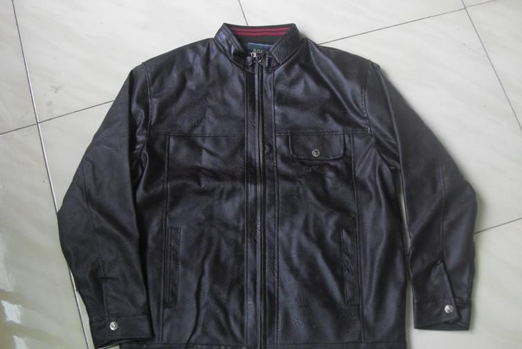 皮衣可以水洗去褶皱吗,皮衣能不能水洗变色的