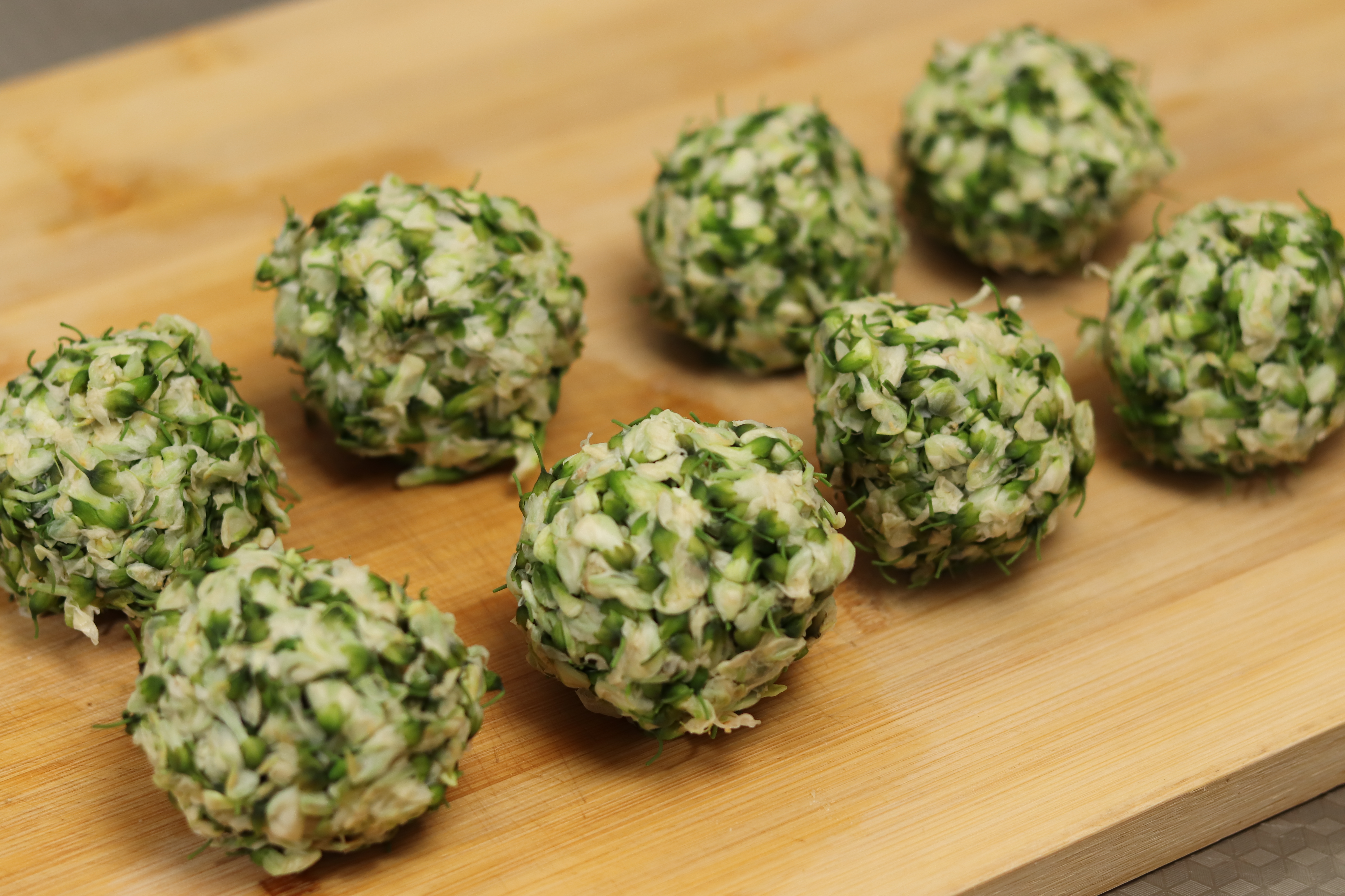 新鲜的槐花吃不了怎么收藏起来,槐花怎么做才能保护它的香味