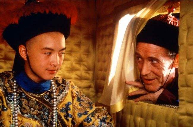 溥仪为什么不戴眼镜会失明,末代皇帝溥仪为什么近视