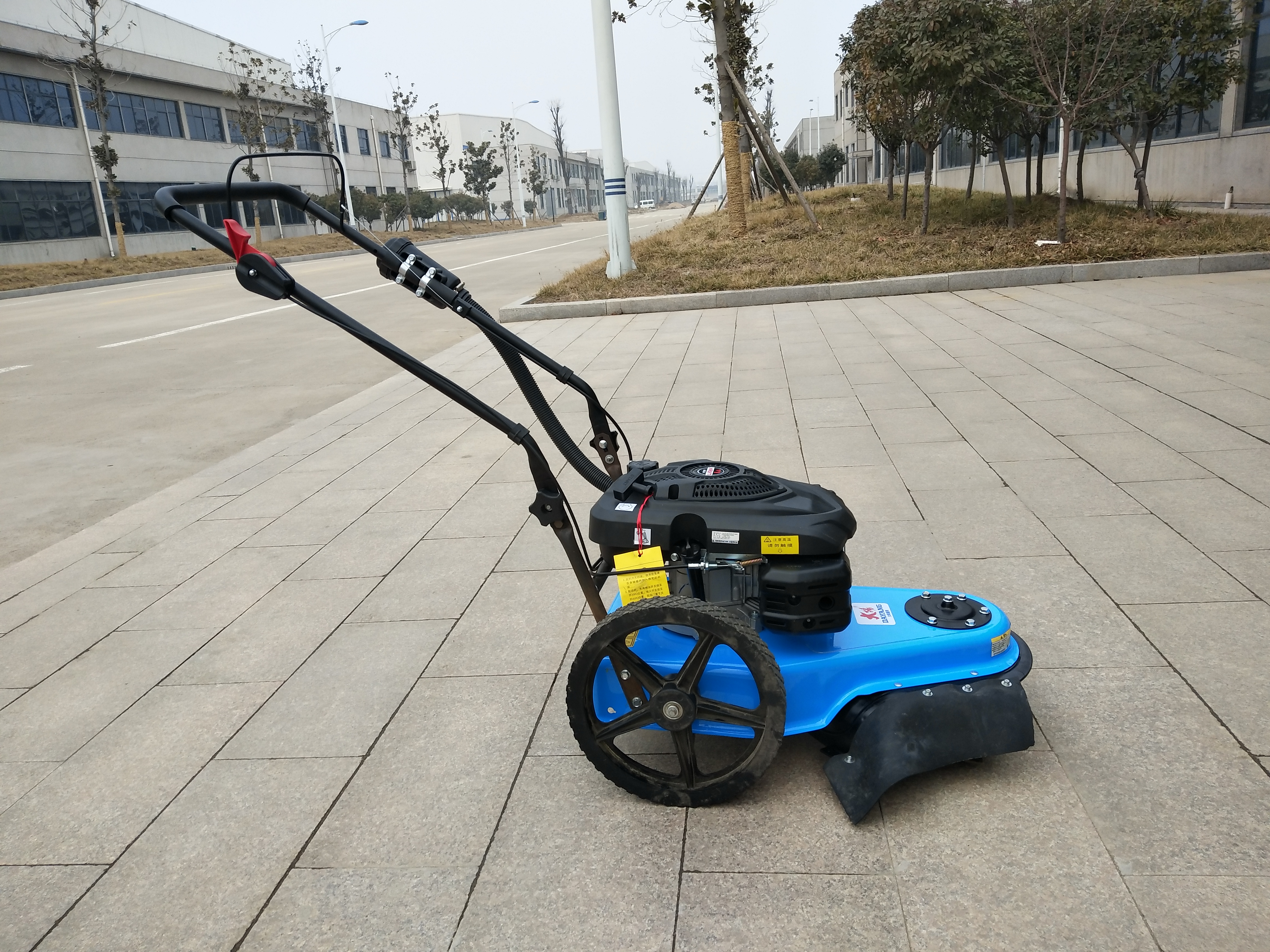 果园割草机哪一款最好,新型果园割草机