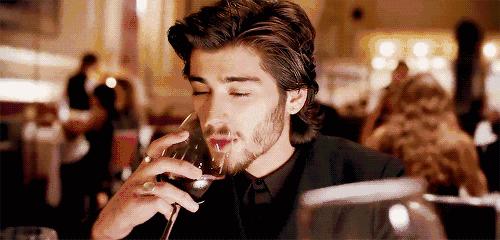 葡萄酒入门怎么选,葡萄酒入门怎么挑选酒精度