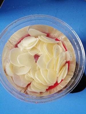 自制炸薯片变酸了,怎样炸薯片才能把薯片炸得嘎嘣脆