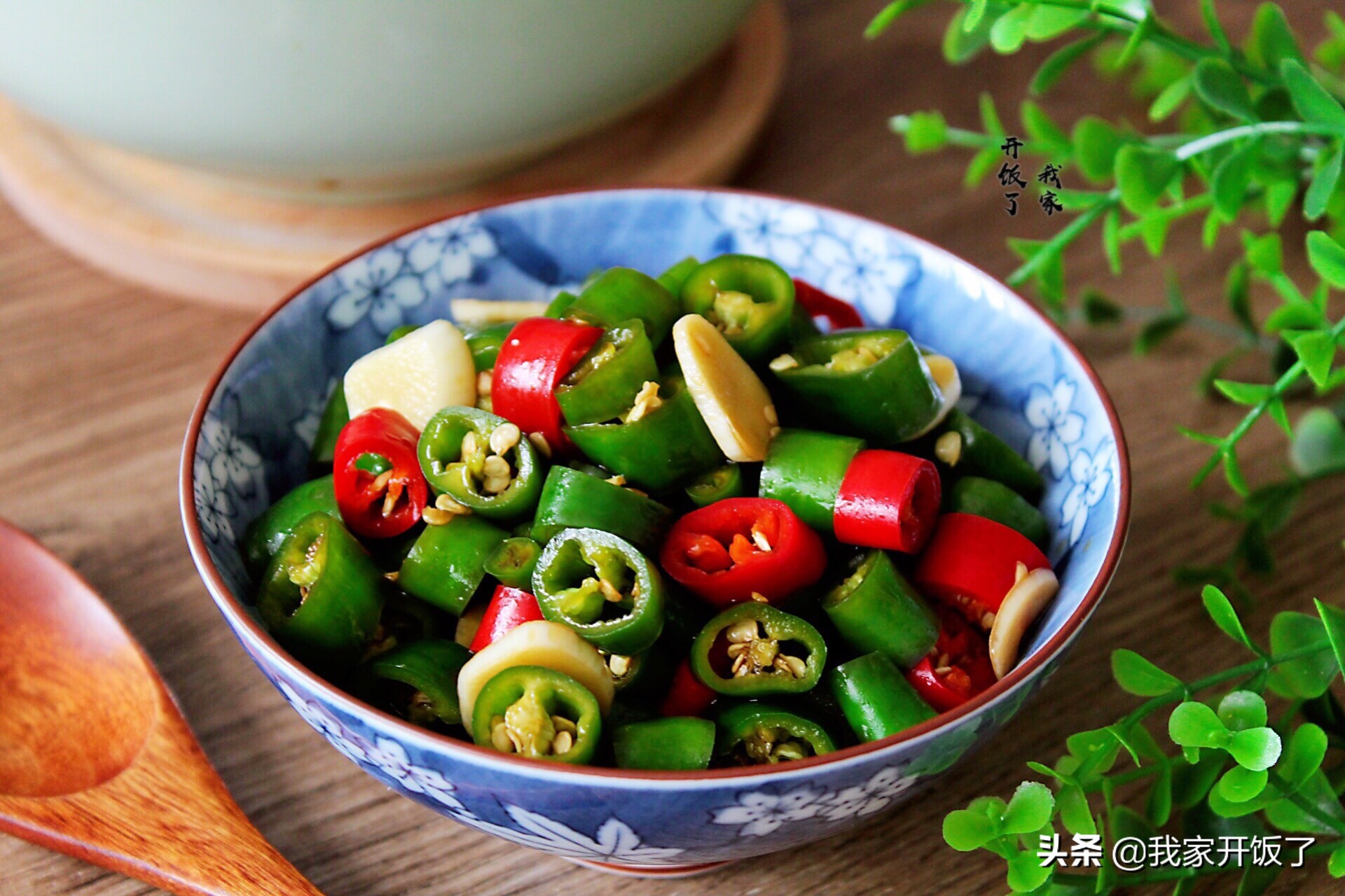 辣椒不辣做法下饭菜,辣椒不煎不炒怎样做好吃