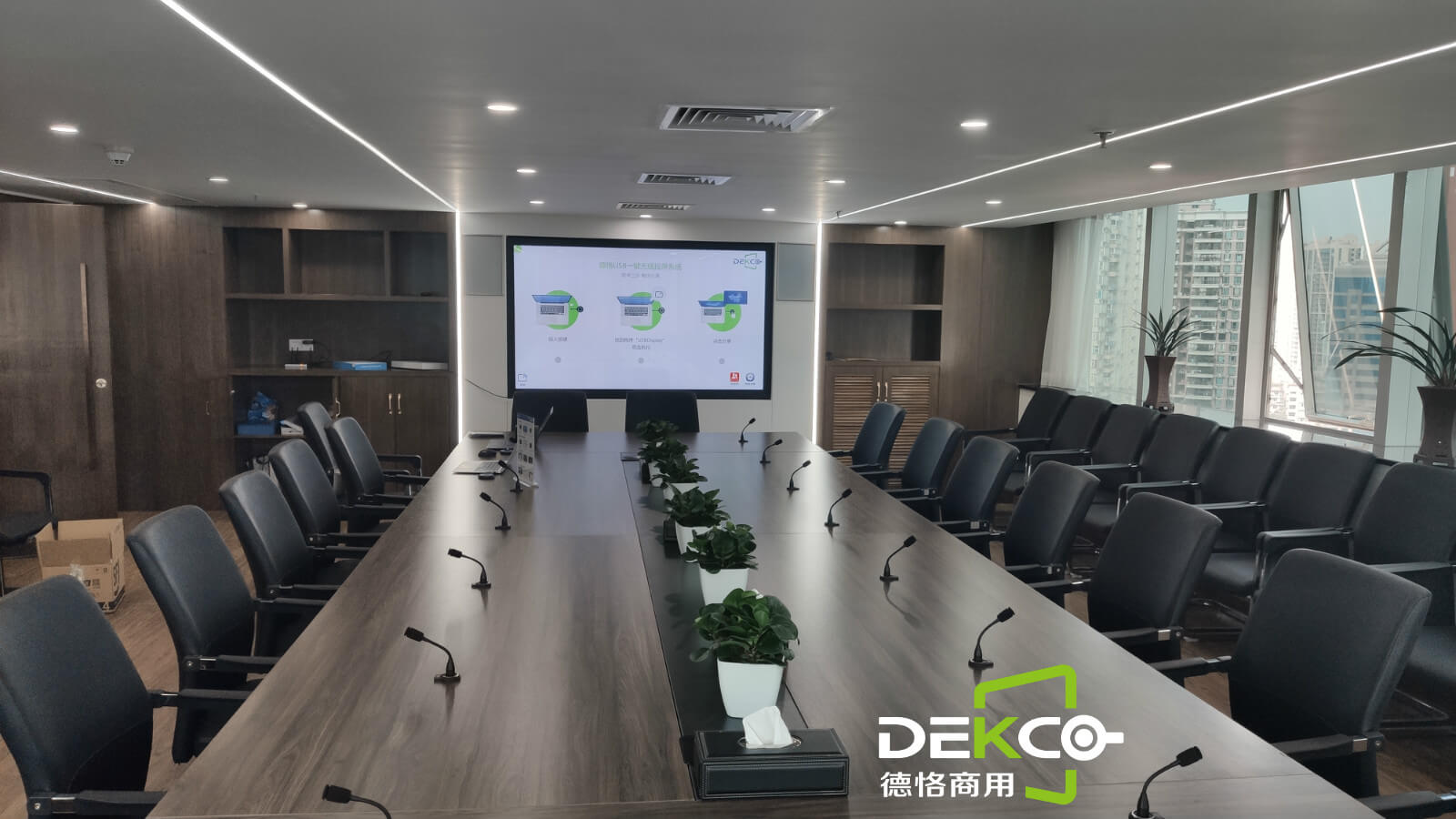 怎么将电脑无线投屏到大屏幕上,win10电脑怎么无线投屏到电视机