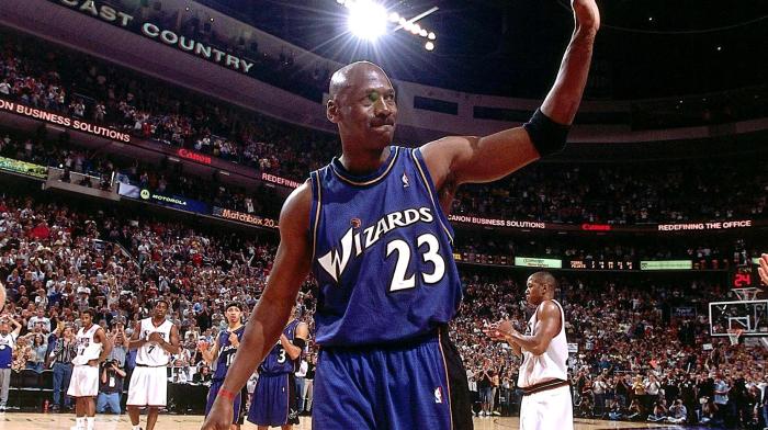 足球第一人是贝利吗,贝利最有名的球技