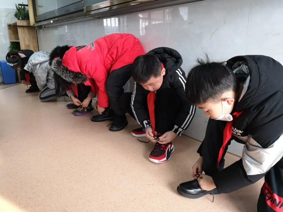 巧手系鞋带手工制作图片,巧手系鞋带活动心得