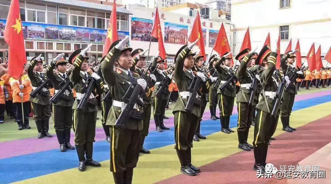 开学第一课第一个出场的是谁,开学第一课