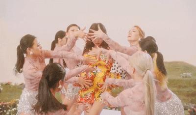 金泫雅同款粉色包,南韩小野马金泫雅troublemaker