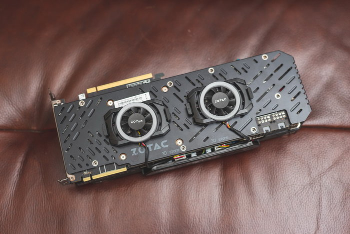 圣诞节前装一台白色的ITX性能钢炮游戏主机