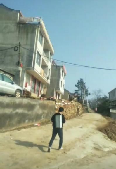 湖北卫视致敬,广电致敬春节坚守岗位的人