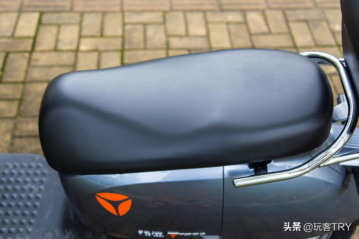 预算3000跑100km的雅迪,预算1000多电动车百公里续航