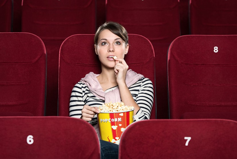 一个人在电影院害怕怎么办,一个人去电影院尴尬吗