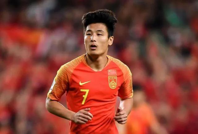 孙兴慜当选本轮欧冠最佳球员,孙兴慜荣膺英超金靴