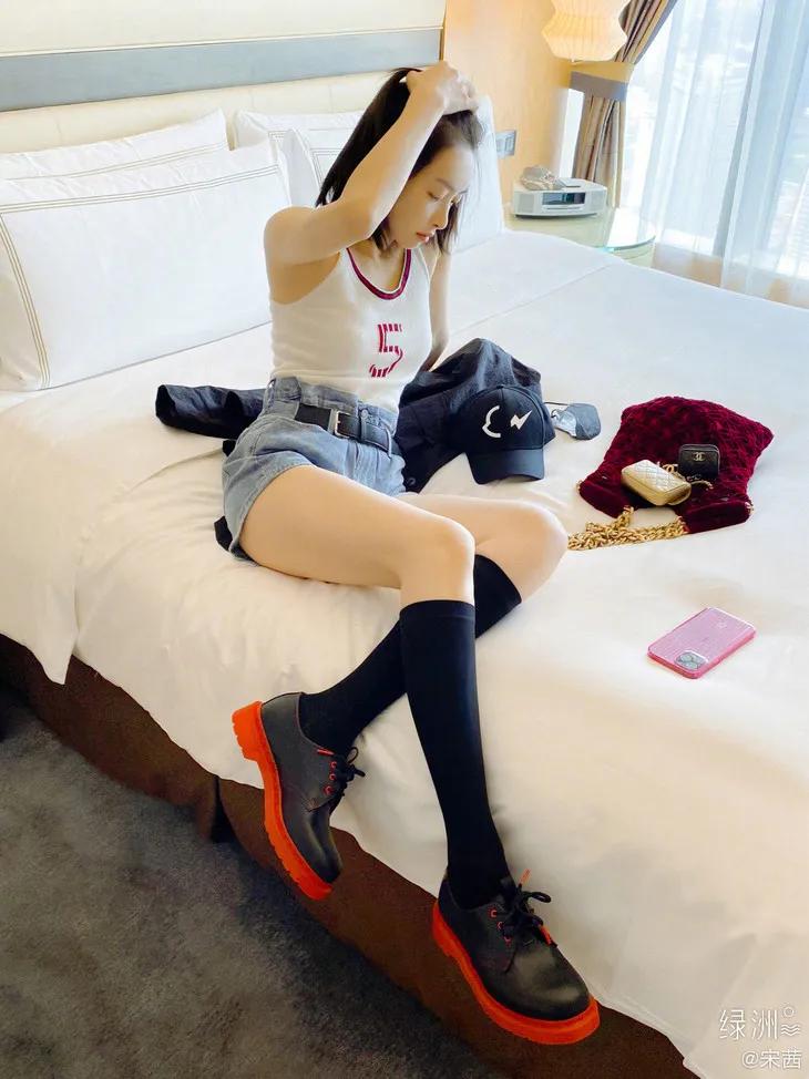 在北京偶遇杨幂,偶遇杨幂三里屯被搭讪