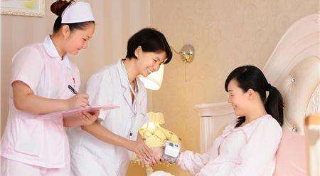 产房孕妇进来待产需要问什么,在产房里面的孕妈