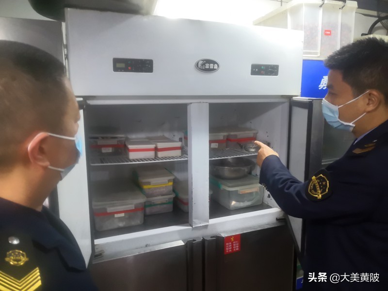 网络订餐，你我同查！黄陂邀请市民去看你点的外卖能放心吃吗