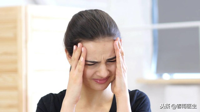 刚抹完保湿皮肤就干了,冬天皮肤起皮干燥有碎屑怎么保湿