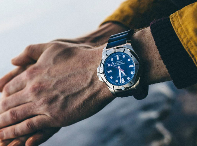 瑞士机械表日本石英表,国产机械表和瑞士石英表哪个好