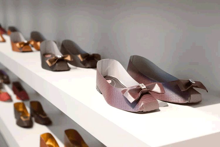 我们忌讳的纸扎，成为法国人眼中的浪漫艺术