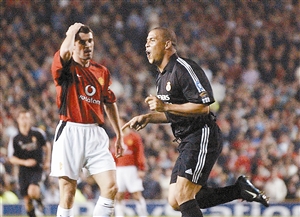 老特拉福德为罗纳尔多鼓掌,罗纳尔多3球