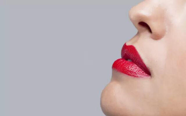 鼻孔被抠大了怎么恢复小窍门,怎么抠鼻孔不会把鼻翼抠大