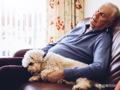 老年人嗜睡的原因及解决方法,卧床老人经常嗜睡是怎么回事