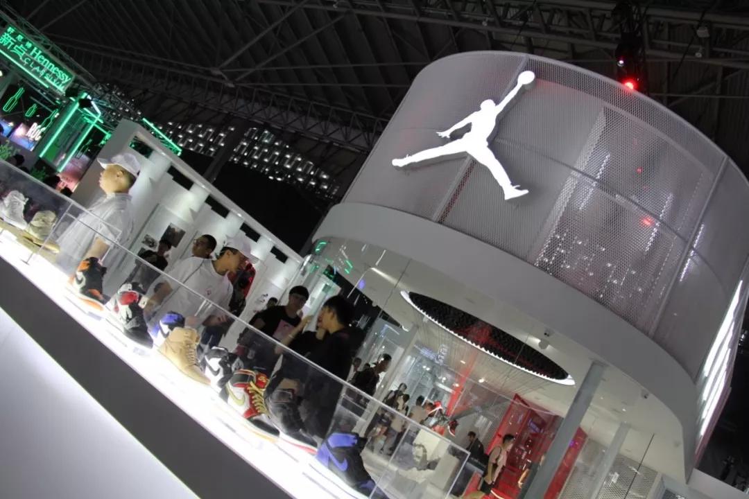 买鞋子尺码小了咋办,买鞋子尺码大小的讲究