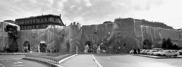 这对夫妇的设计,尺度实在是太大了!