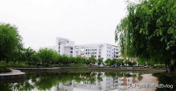 南昌县莲塘一中有几个校区,莲塘一中属于什么档次学校