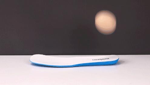 别再盯着外国大牌了！潮鞋选国货之光，100种时髦穿法随便造