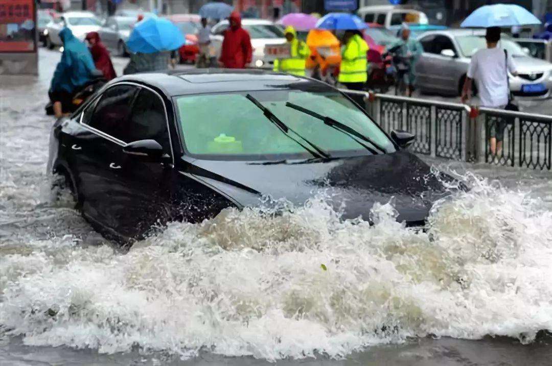 车辆被水泡了怎么办,车辆被水淹如何解救
