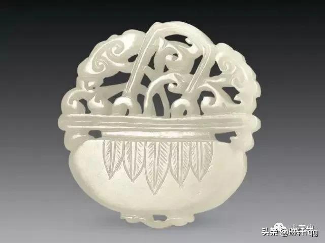 古玉孔道内外包浆沁色一致,古玉有沁色好还是无沁色好