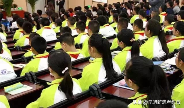 昆明各学校校服,昆明淡紫色校服的学校有哪些