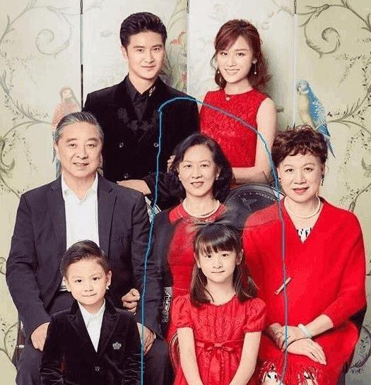 秦昊伊能静女儿米粒现在长啥样了,秦昊伊能静女儿小米粒