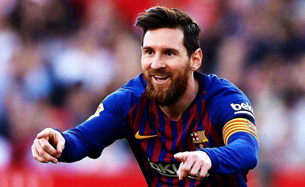 梅西对曼联精彩表现,曼联战术体系