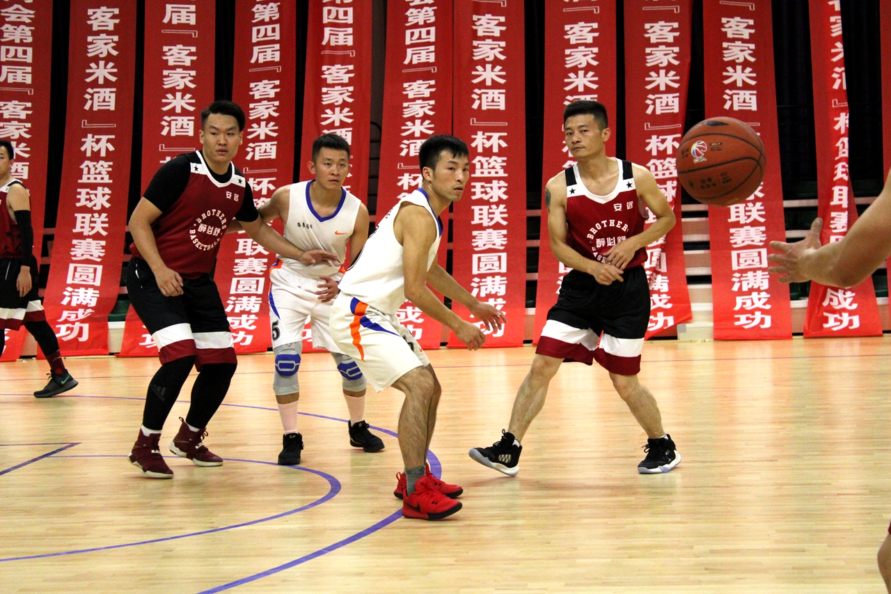 江西省篮球联赛南昌对阵上饶,赣州vs南昌篮球四强赛