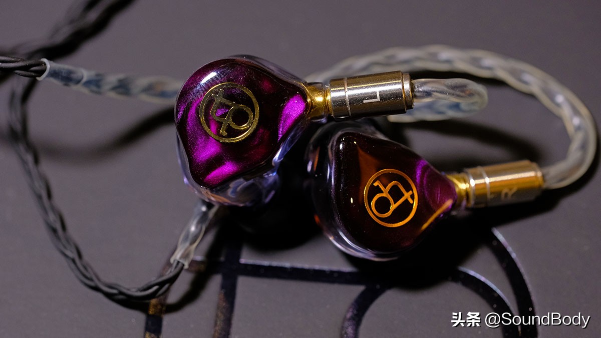 「耳机测评」“小女毒”，听宝欧若拉（AURORA）单动铁耳塞