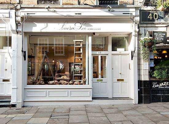 朋友圈卖衣服的销售技巧和话术,朋友圈卖衣服怎么操作