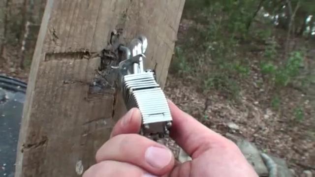 用枪开锁真的好吗,现实中能用手枪开锁吗