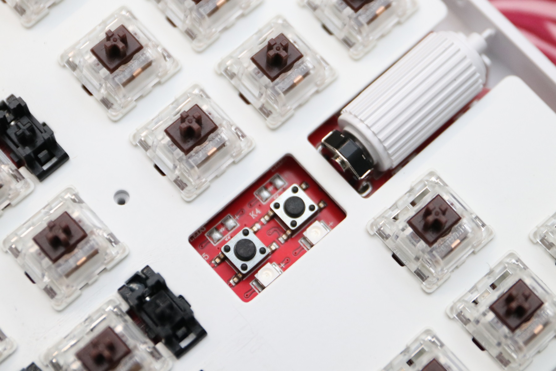 k870t键盘,黑爵k870t键盘怎么拆