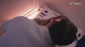 情侣开房也要找黄牛？这8.8高分剧，逼疯的不只香港人