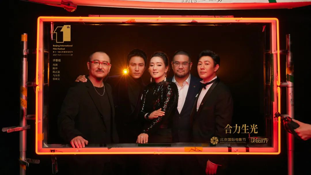 巩皇霸气红毯造型,巩皇红毯气场