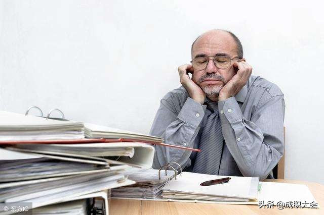 碰到刁钻的客户怎么办,遇到特别刁钻的客户怎么应对